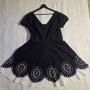 eShakti Black Fabric with White Label